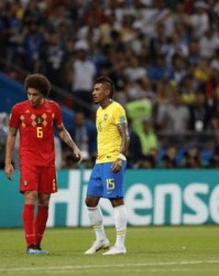  VAR争议判罚引发主帅集体炮轰  