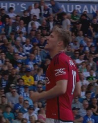  梅斯德比战万人空巷激情四射  