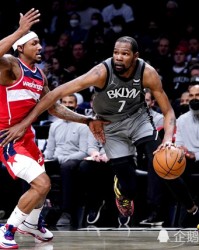  76人哈登三双难救主 尼克斯终结连败  