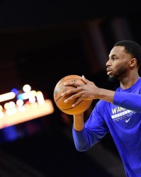  亚历山大30+10雷霆屠公牛  